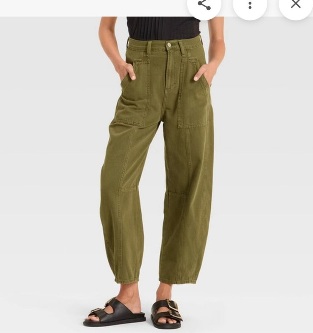Universal Thread Utility Barrel Jeans - Picture 2 of 10